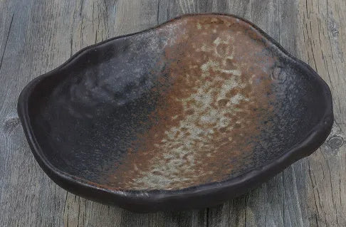 Japanese coarse pottery sashimi bowl set with irregular shaped ceramic tableware and floral decorations