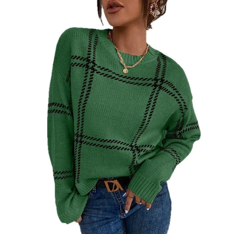 Women's loose fit plaid colour-block acrylic sweater with crew neck and regular sleeves