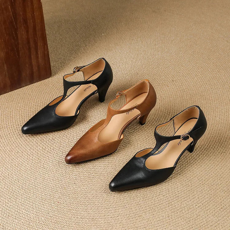 Brown women's retro T-strap closed toe sandals with a buckle and 6-8cm stout heel on a beef tendon sole.