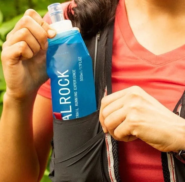 Portable plastic drinking straw for mountain biking and climbing off-road use