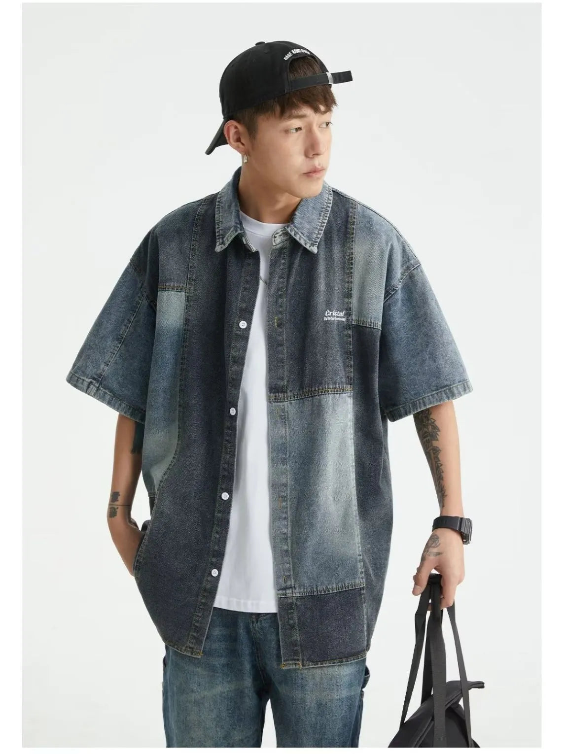 Blue loose-fit men's denim shirt cardigan with washed stitching and a Japanese retro style.