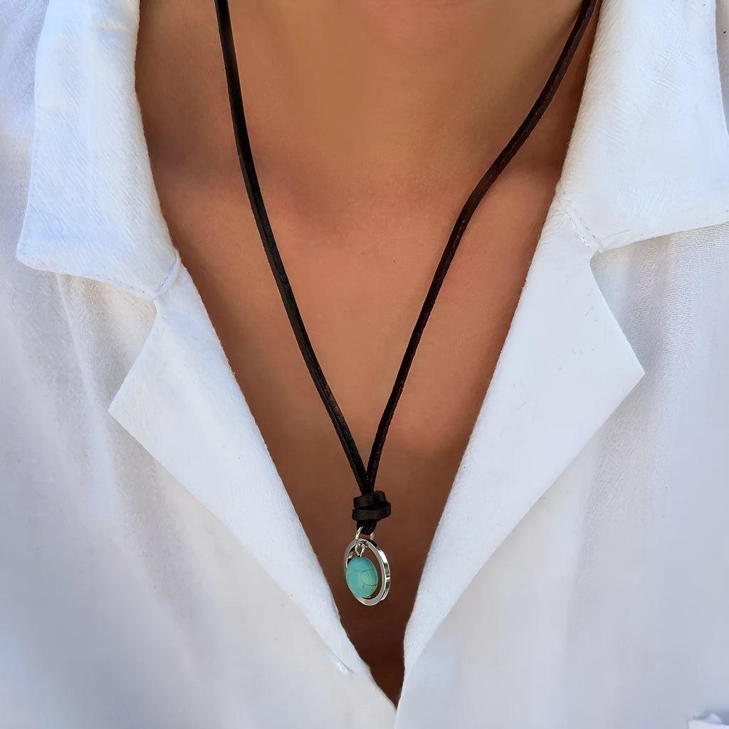 Retro turquoise stone pendant necklace on black rope chain with alloy setting for women