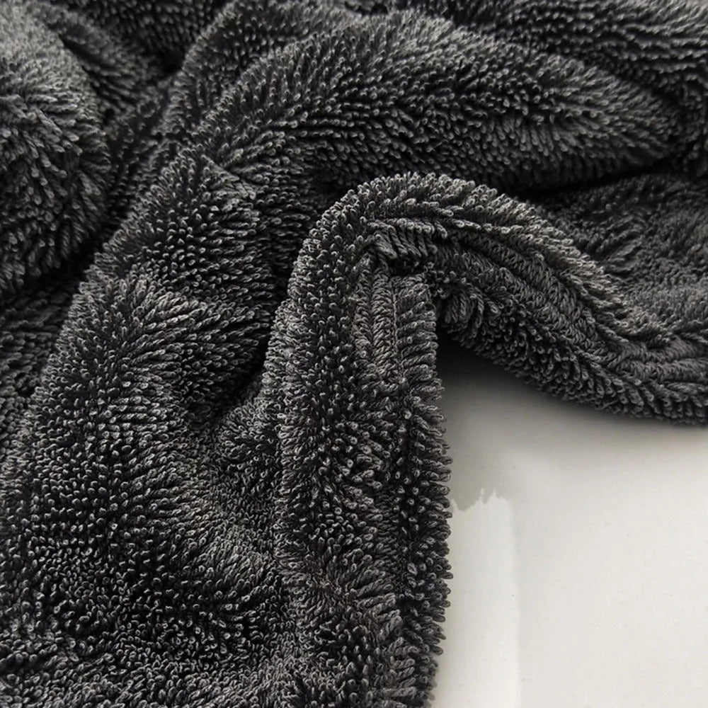 Grey 40x40cm microfiber car wash towel for absorbent, scratch-free vehicle drying.
