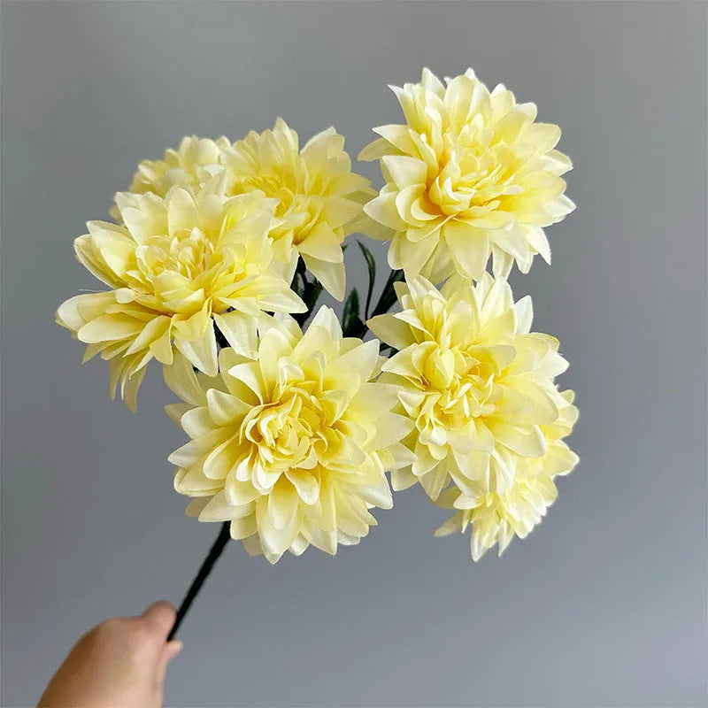 Silk flower bouquet with artificial roses and peonies in mixed colours for desktop fan display