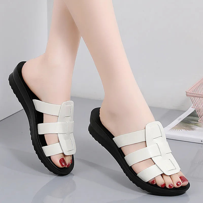 Women's flat bottom slippers in beige with soft sole and breathable viscose upper