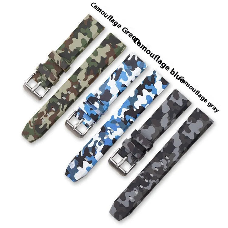 Green camouflage silicone watch strap with flat head, showing 20mm width.