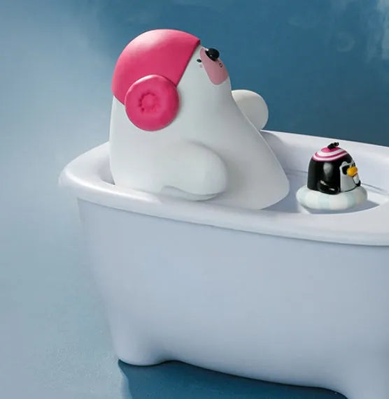 White polar bear shaped USB air humidifier with 550ml water tank on desk