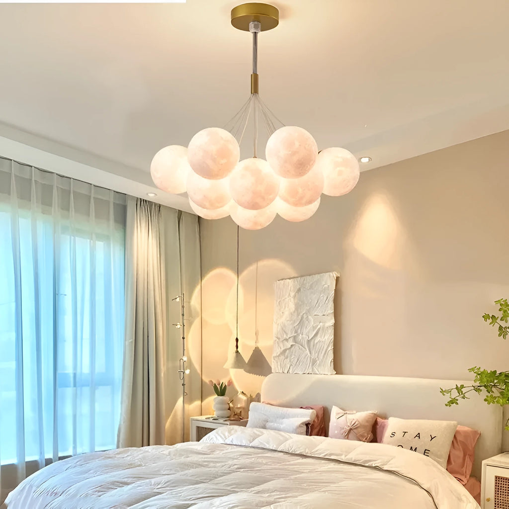 Nordic style moon bubble chandelier with iron construction and gold or black colour options
