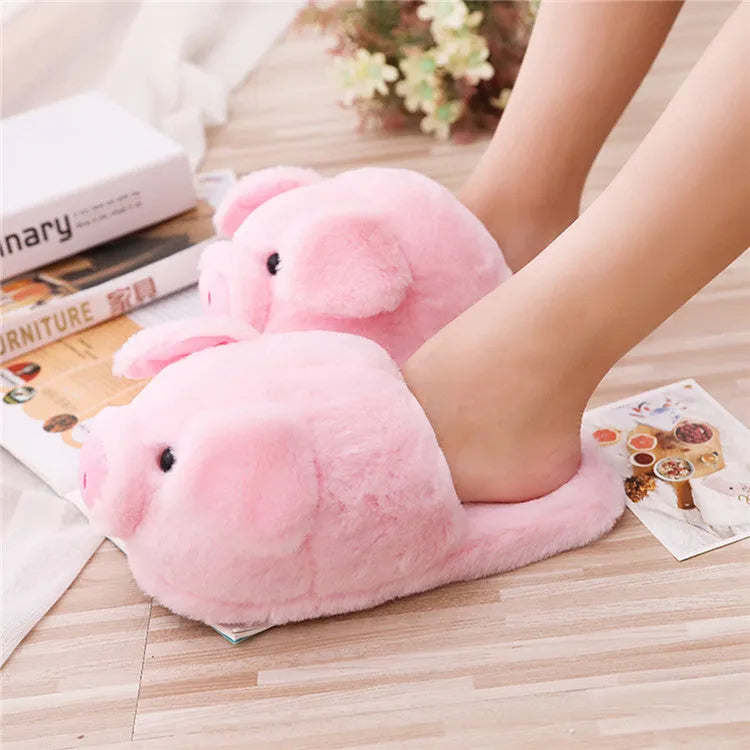 Pink pig-shaped floor slippers with short plush material and PP cotton filling on size chart