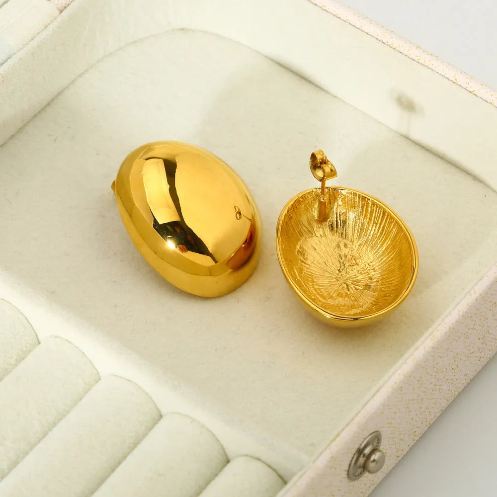 Geometric line earrings for women in gold colour DFE139 with a glazed surface, made from stainless steel.