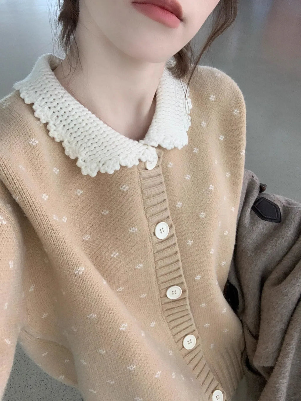 Retro floral pattern Peter Pan collar knitted cardigan coat in navy blue, apricot, or grey.