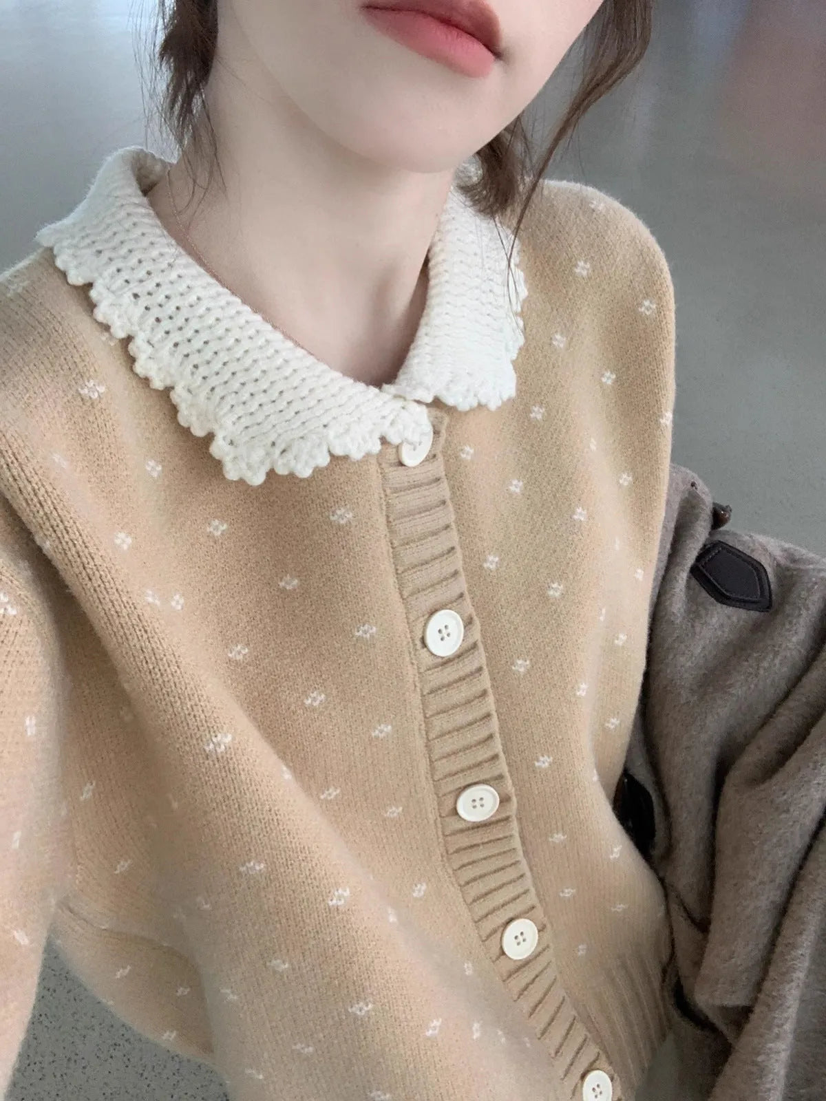 Retro floral pattern Peter Pan collar knitted cardigan coat in navy blue, apricot, or grey.
