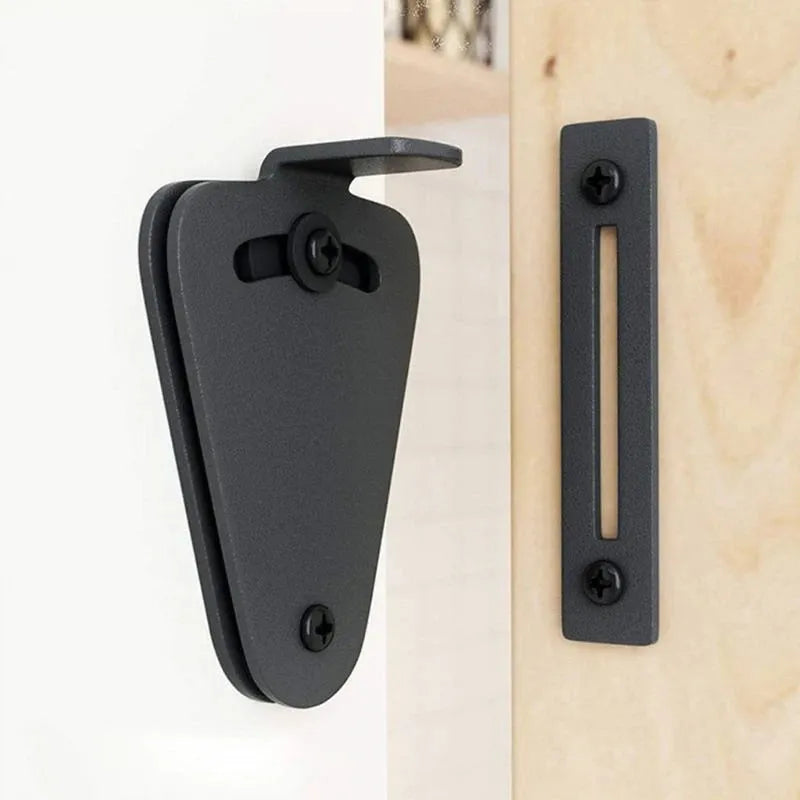 Black stainless steel sliding barn door lock with latch mechanism, size M for gaps under 2 cm