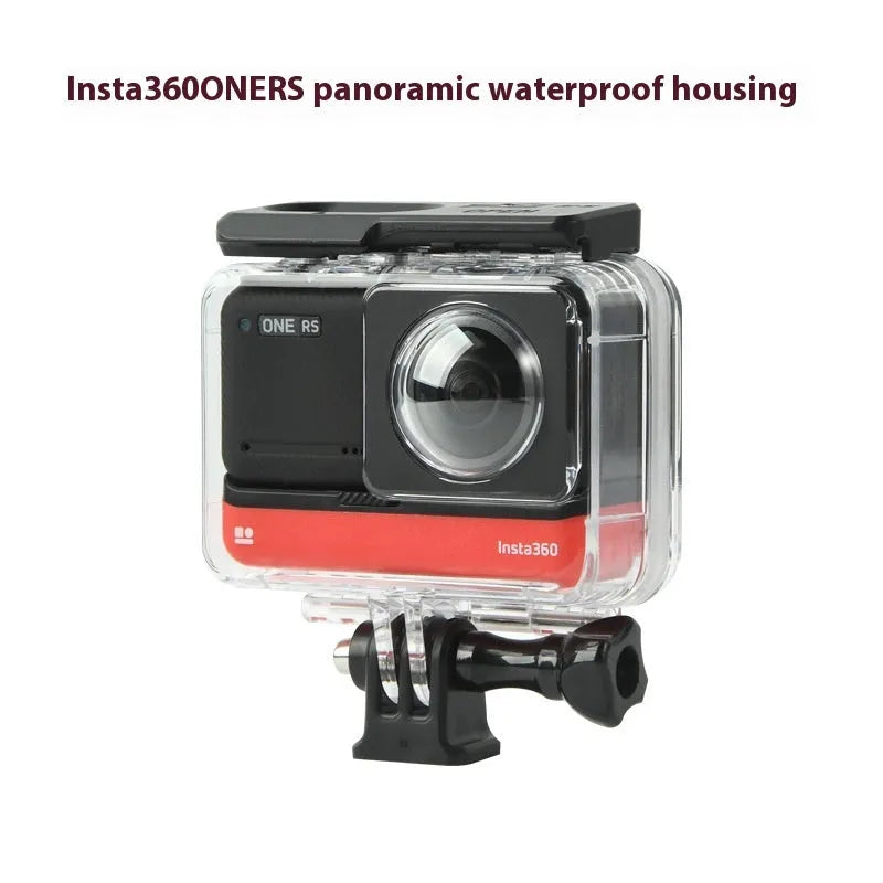 Transparent Insta360 One RS waterproof housing with dimensions 9x8x4.5cm