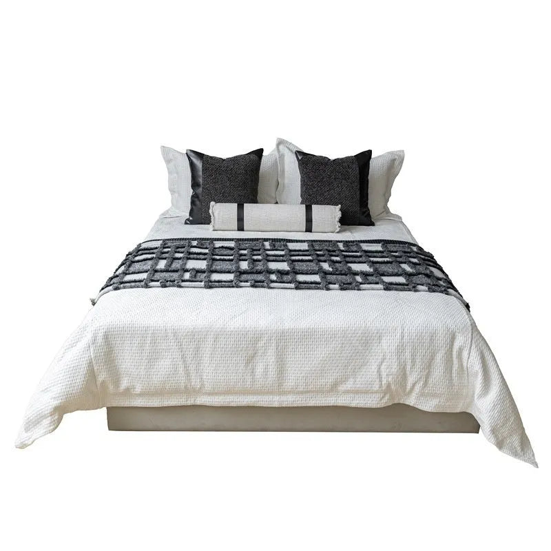 Modern minimalist bed runner blanket set with pillow on 1.5m-1.8m bed