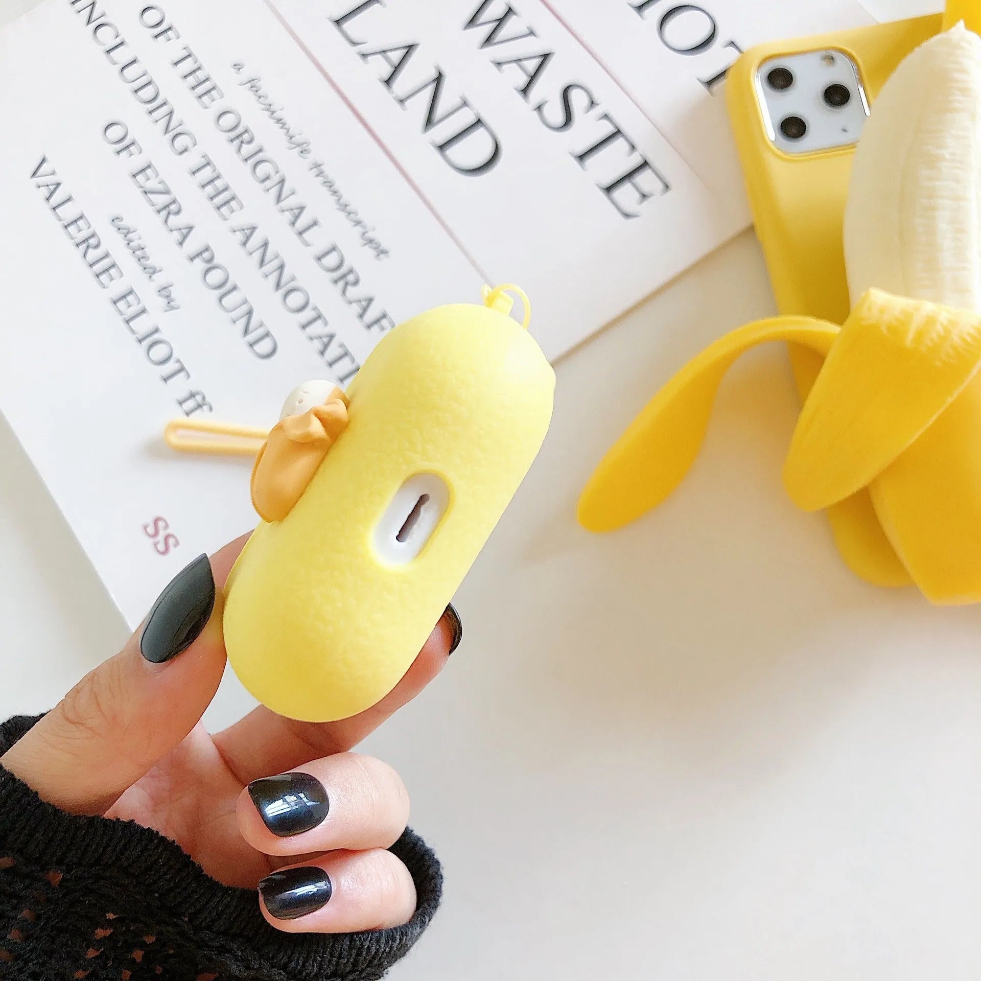 Creative banana squeeze solid colour IMD back cover phone case for iPhone, open banana design