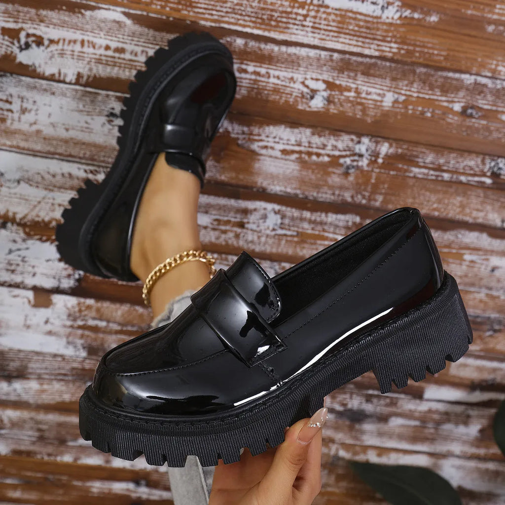 Plus size chunky heel loafers in black, wine red and green colours showing platform sole