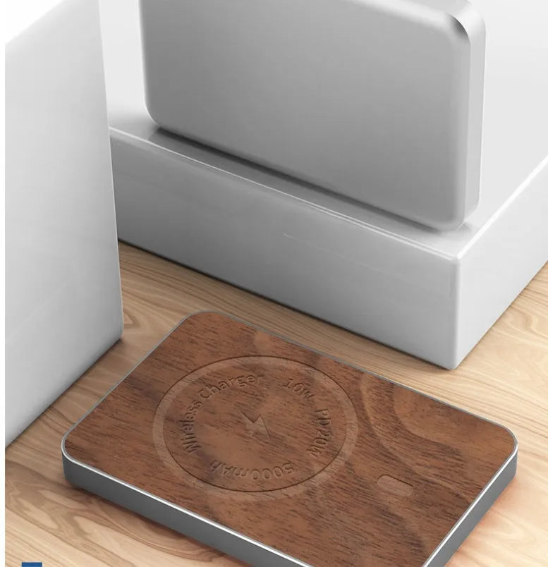 Magnetic suction wireless charging bank 5000mAh khaki alloy shell universal portable power supply