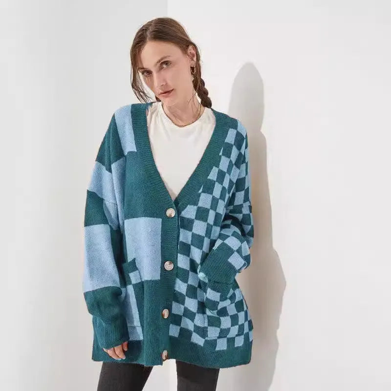 Loose fit printed checks knitwear cardigan in gray with regular sleeves