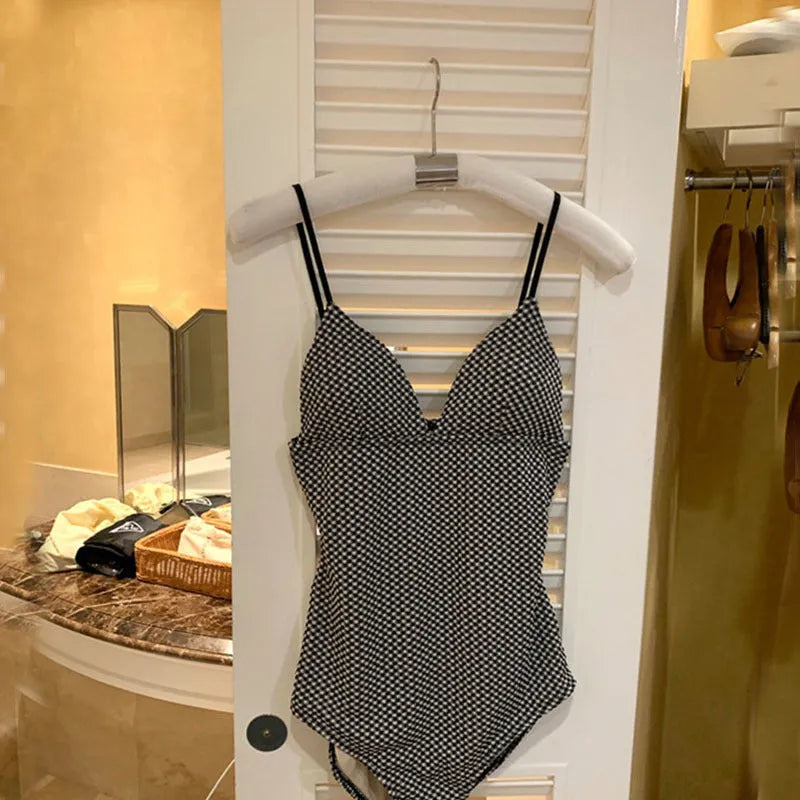 Blue or black thin-strap one-piece swimsuit for small chest and belly coverage in Asian sizes