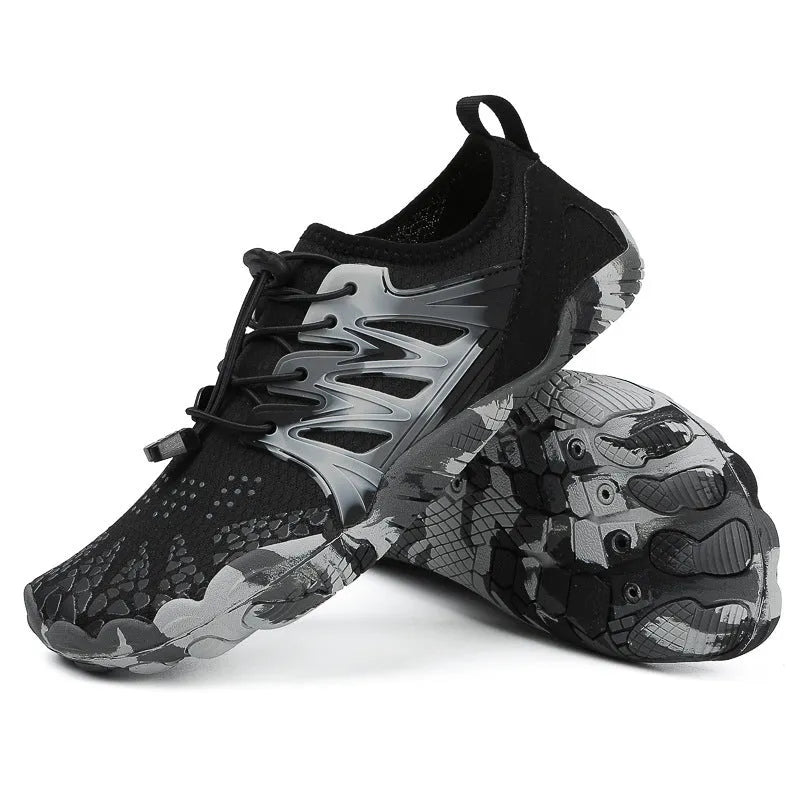Quick-drying outdoor beach shoes with mesh upper and rubber sole in various colours