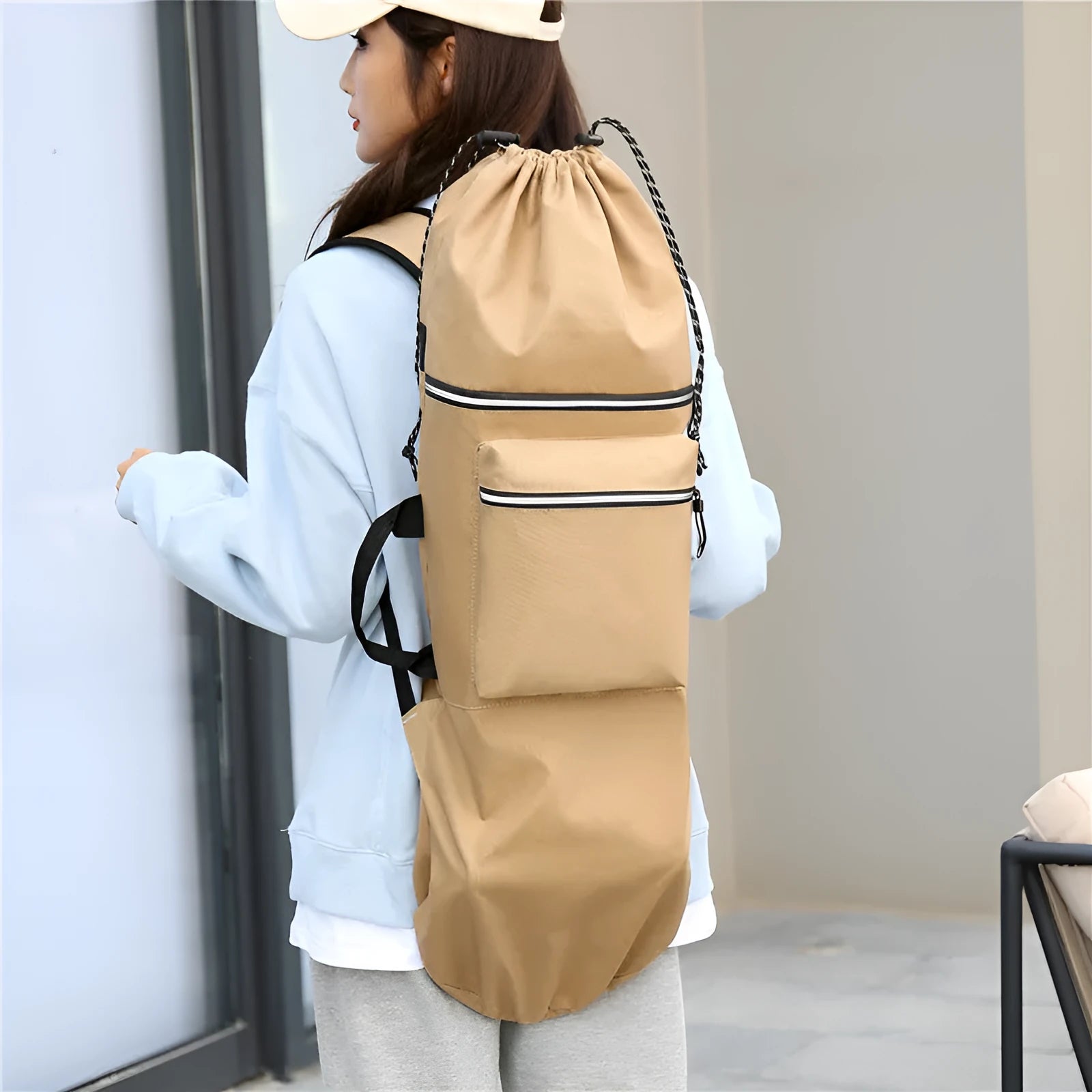 Lightweight waterproof nylon skateboard bag in multiple colour options with large capacity