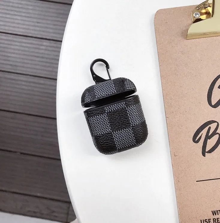 Grid pattern hard shell iPhone XS Max case with anti-lost hook attachment