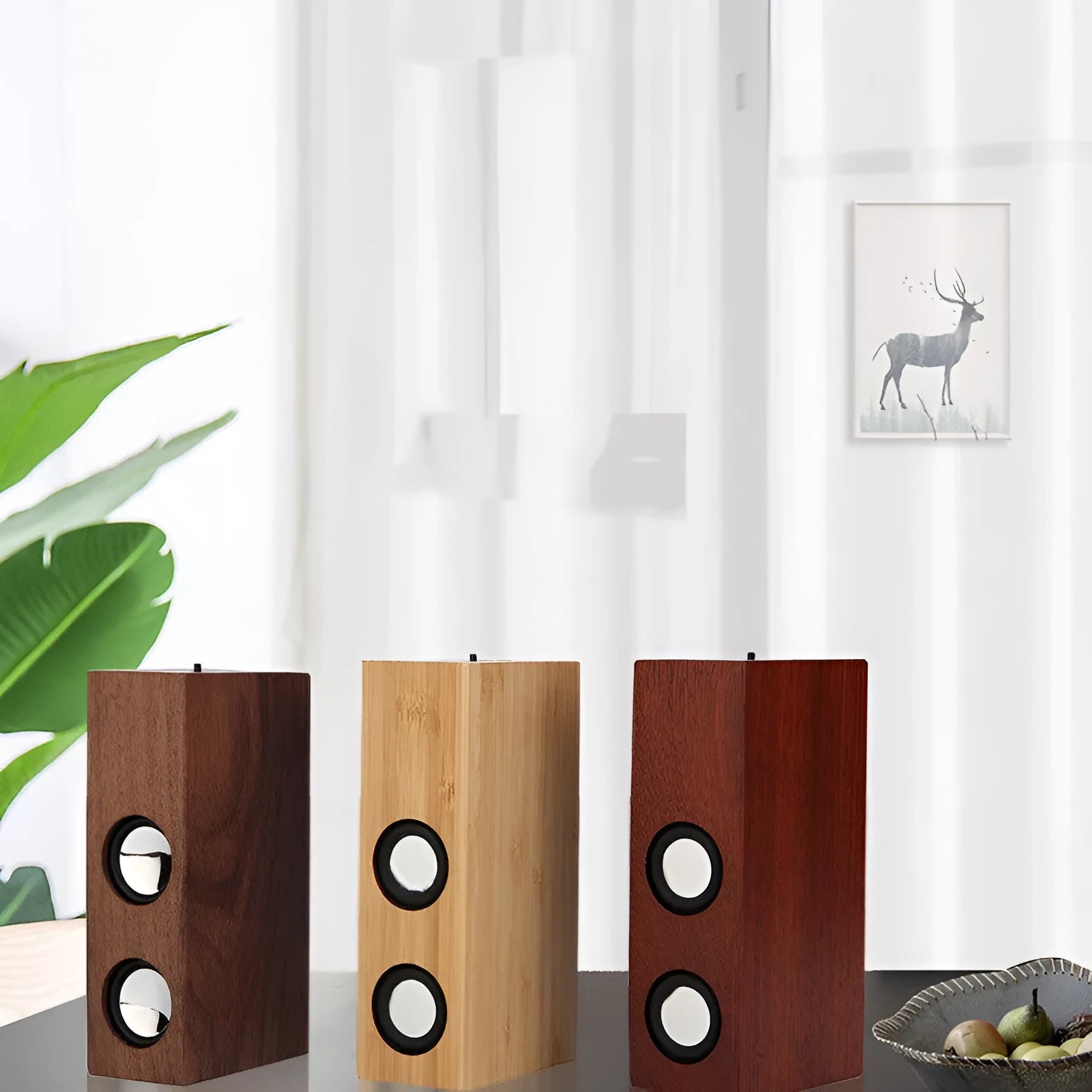 Wooden Bluetooth speaker with vintage radio design in bamboo, walnut or sapele finishes
