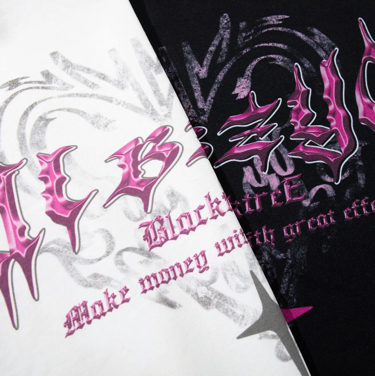 Men's retro printed cotton t-shirt in white or black with loose fit and short sleeves