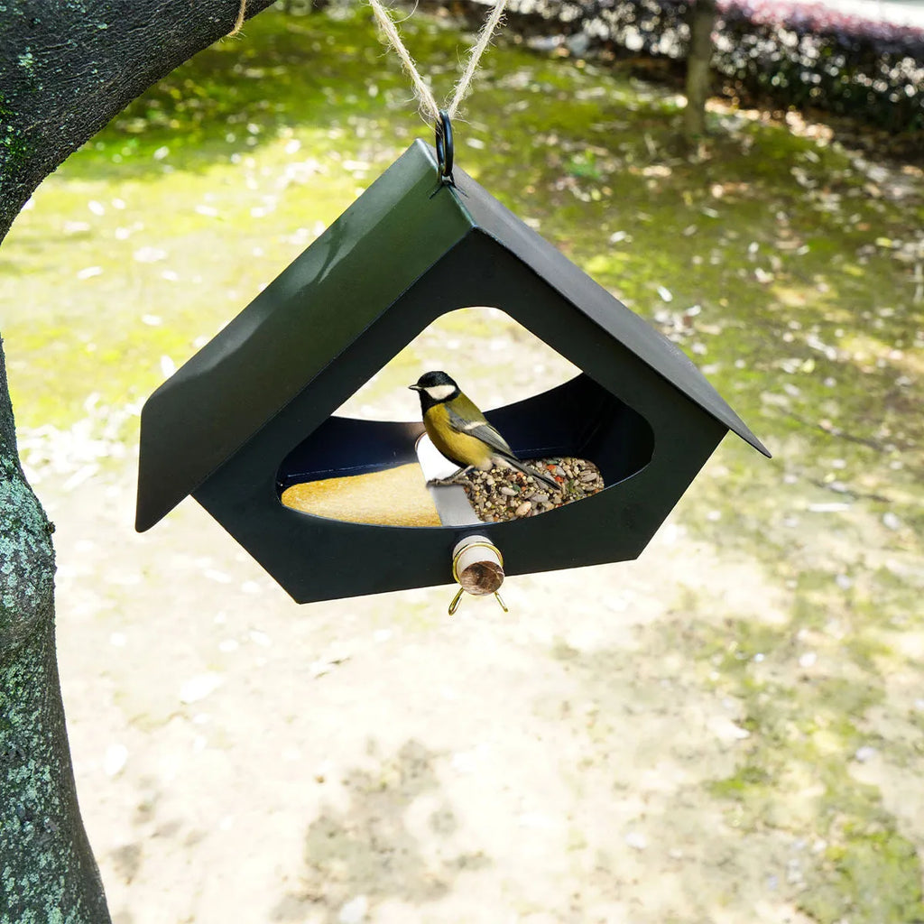 European-style simple iron bird nest for outdoor courtyard decoration with anti-rain finish