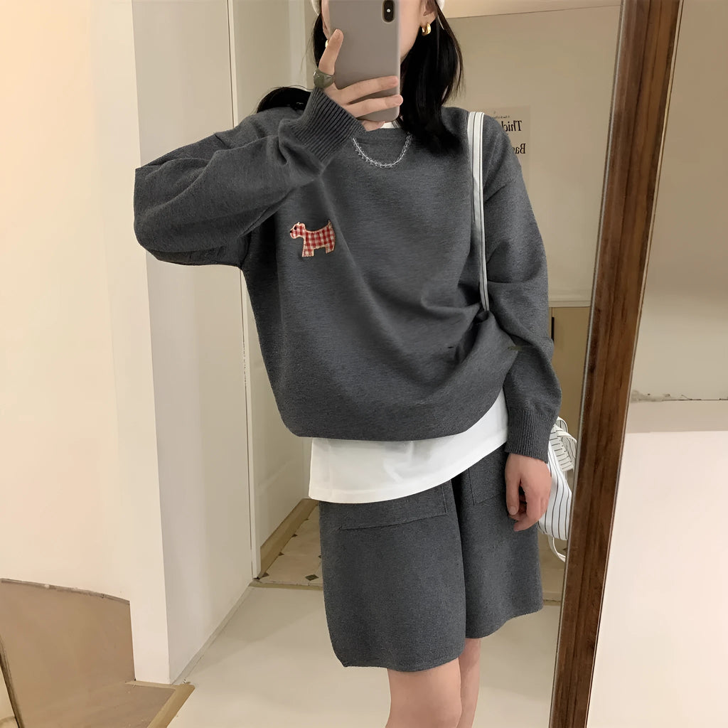 Women's casual knitted sweater shorts suit with animal embroidery pattern in imitation cashmere fabric