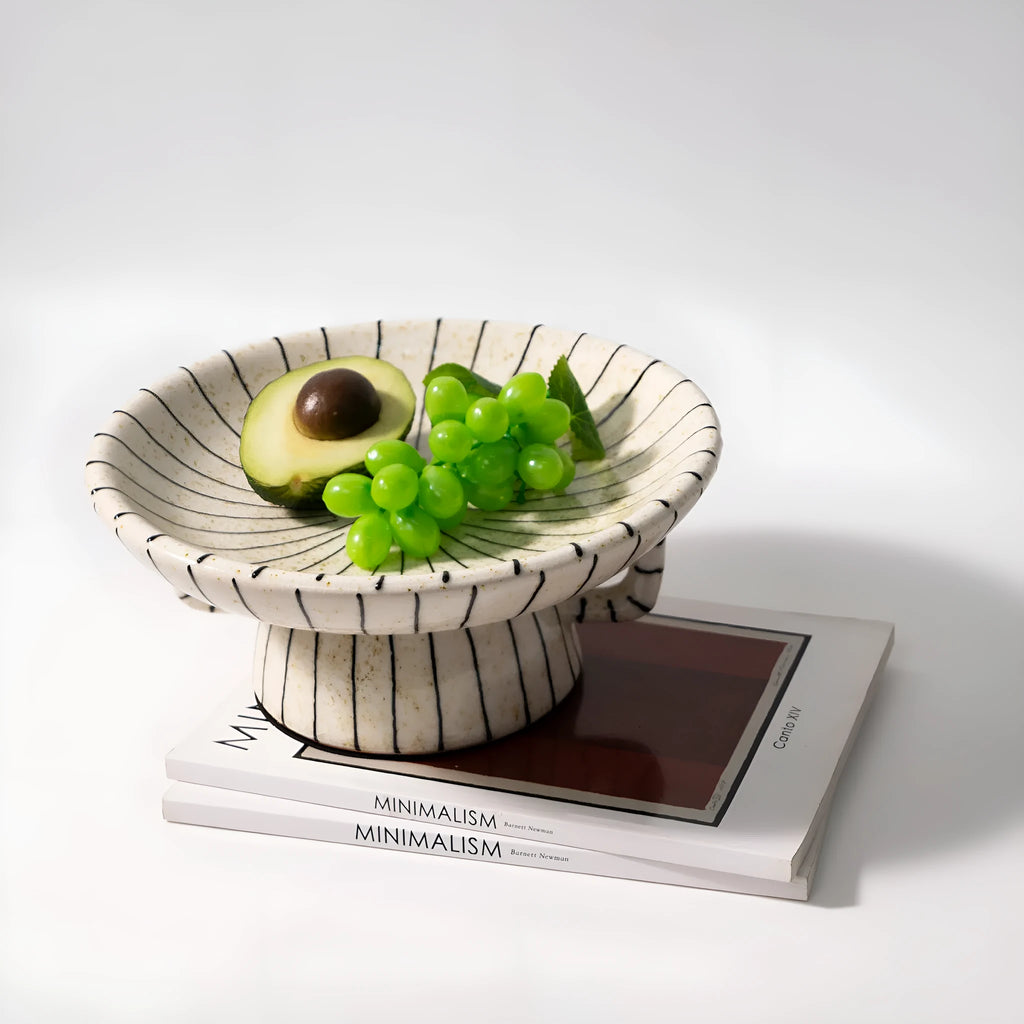 Black and white striped synthetic resin fruit plate with retro geometric pattern