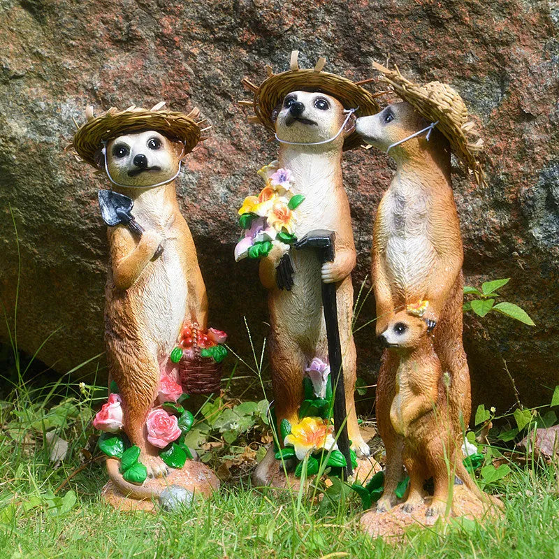 Plastic resin mongoose ornaments with straw hats for garden decoration in yellow brown colour