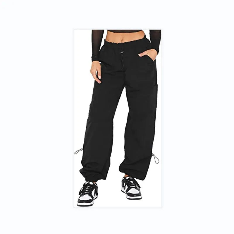 Loose fit straight-leg multi-pocket cargo casual pants in polyester fabric.