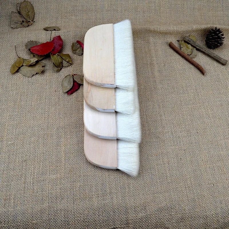 A wool brush for art mounting and shading, shown in picture colour, with size options from 8 to 14 inches.