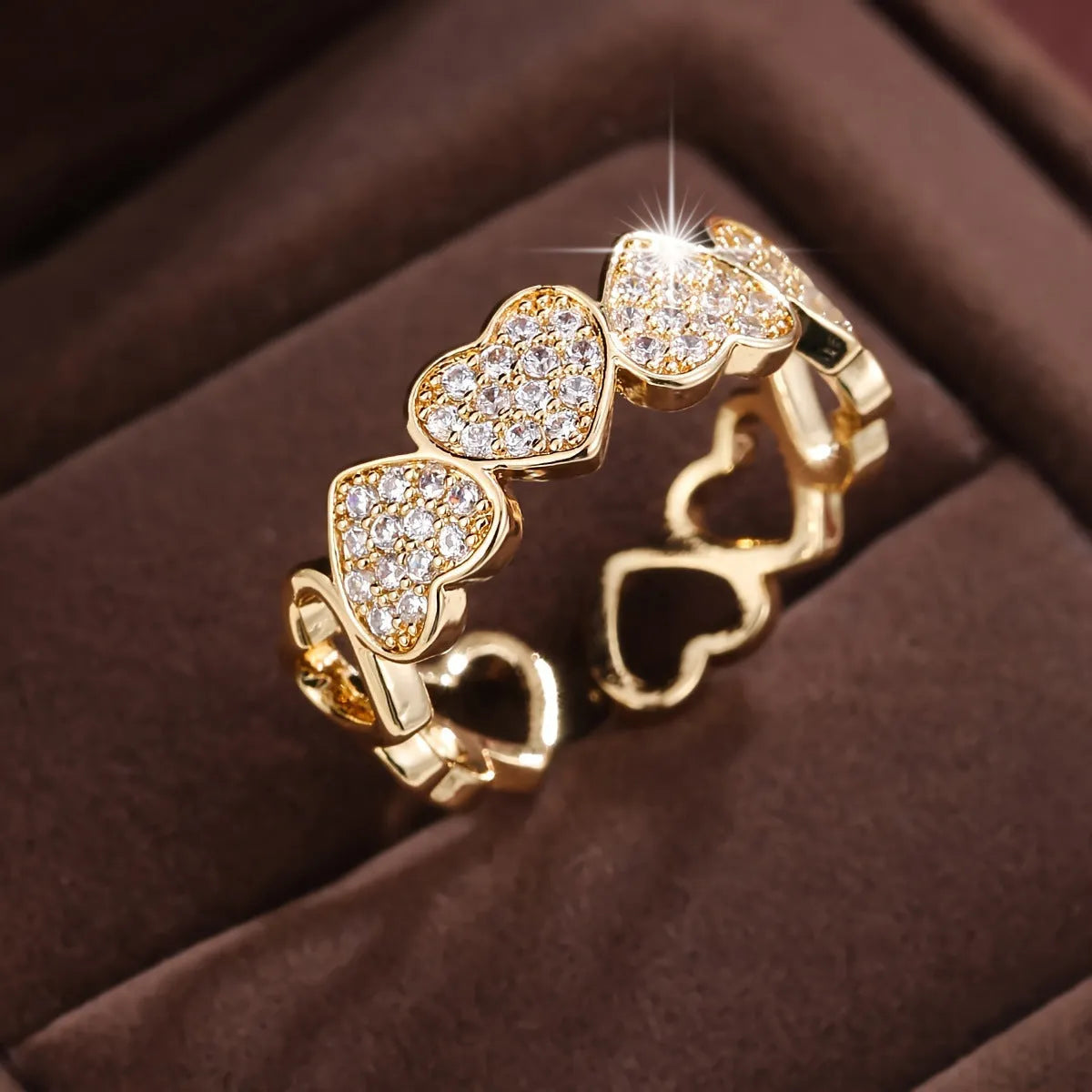 Adjustable heart couple rings in gold and silver colour with geometric design
