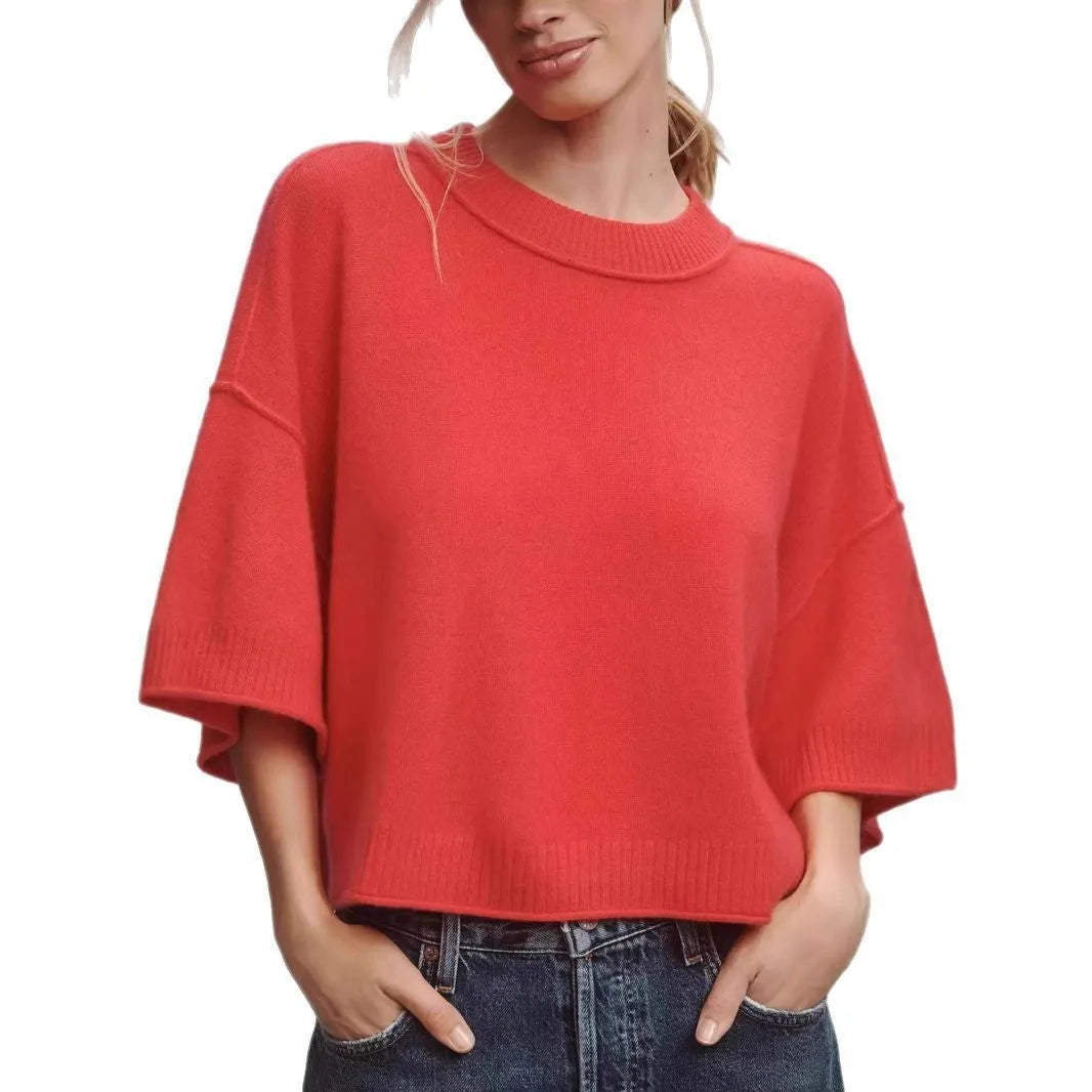 Red hot girl style viscose T-shirt with cropped length and exposed navel design on mannequin