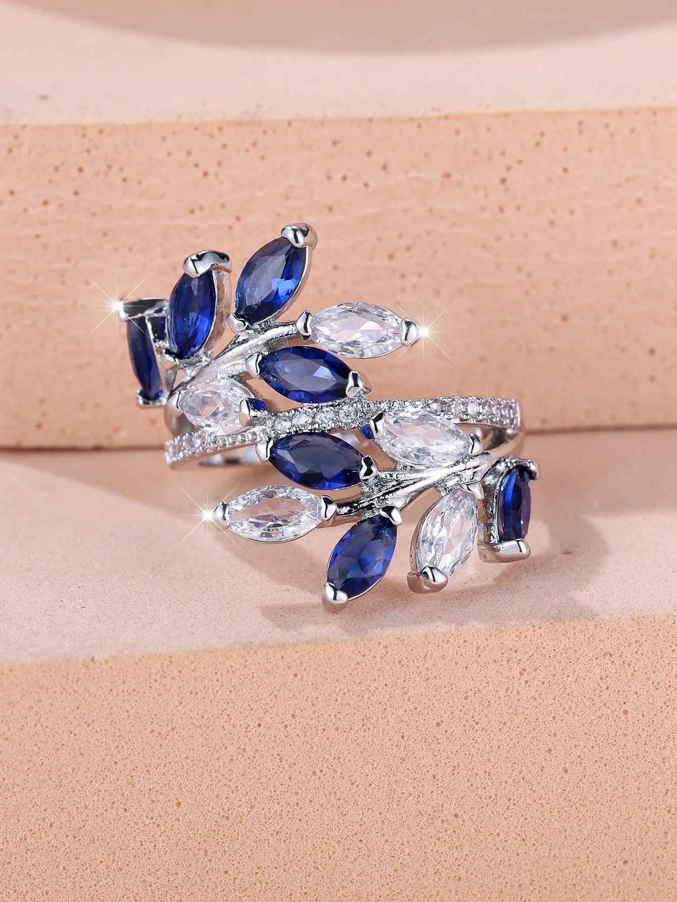 Adjustable horse eye zircon leaf fashion ring in copper with cubic zirconia stones