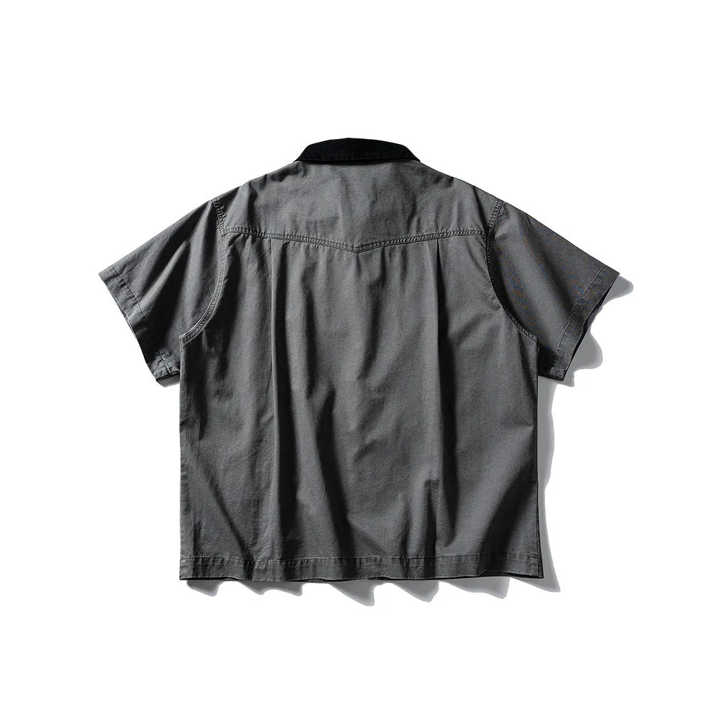 Men's khaki cotton short-sleeve overalls shirt with cardigan front and loose fit