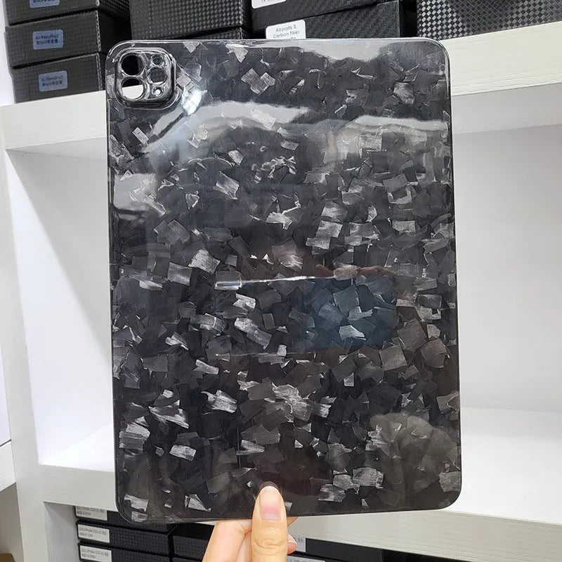 Real carbon fibre hard case for Apple iPad Pro 11 with an embossed plaid design.