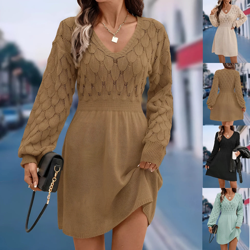 Women's artistic retro V-neck beach dress with long sleeves, high waist, and a 3D pattern.