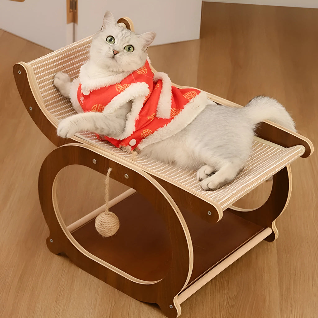 Solid wood cat scratching mat with sisal rope surface in natural wood colour