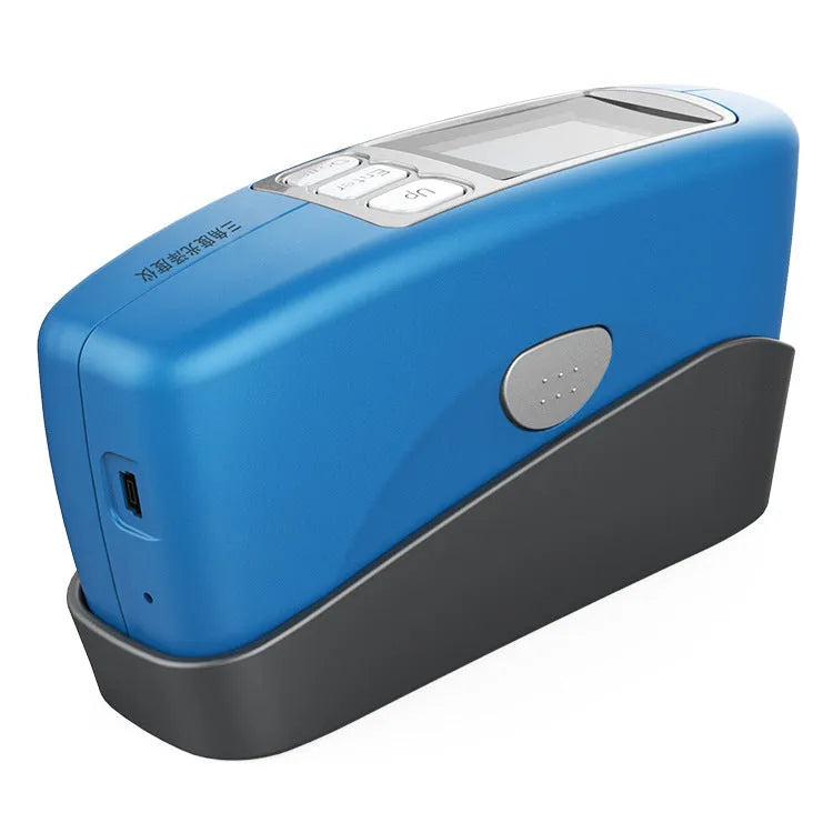 Portable digital glossiness tester for measuring surface shine on paint, plastic, and furniture