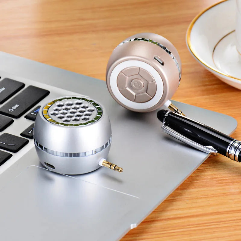Universal external amplifier speaker in black, gold, or rose gold with 5V power input