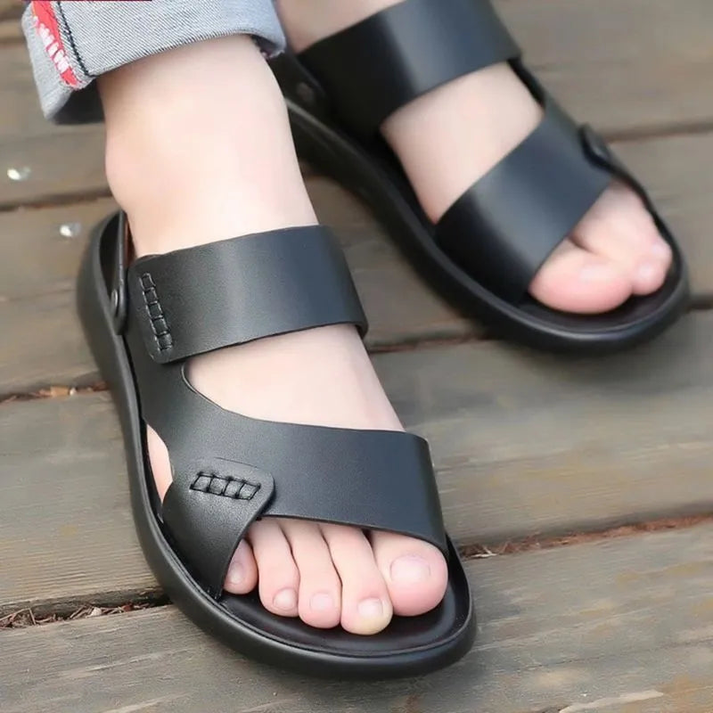 Waterproof men's beach sandals with plastic upper in black and brown, casual style for summer