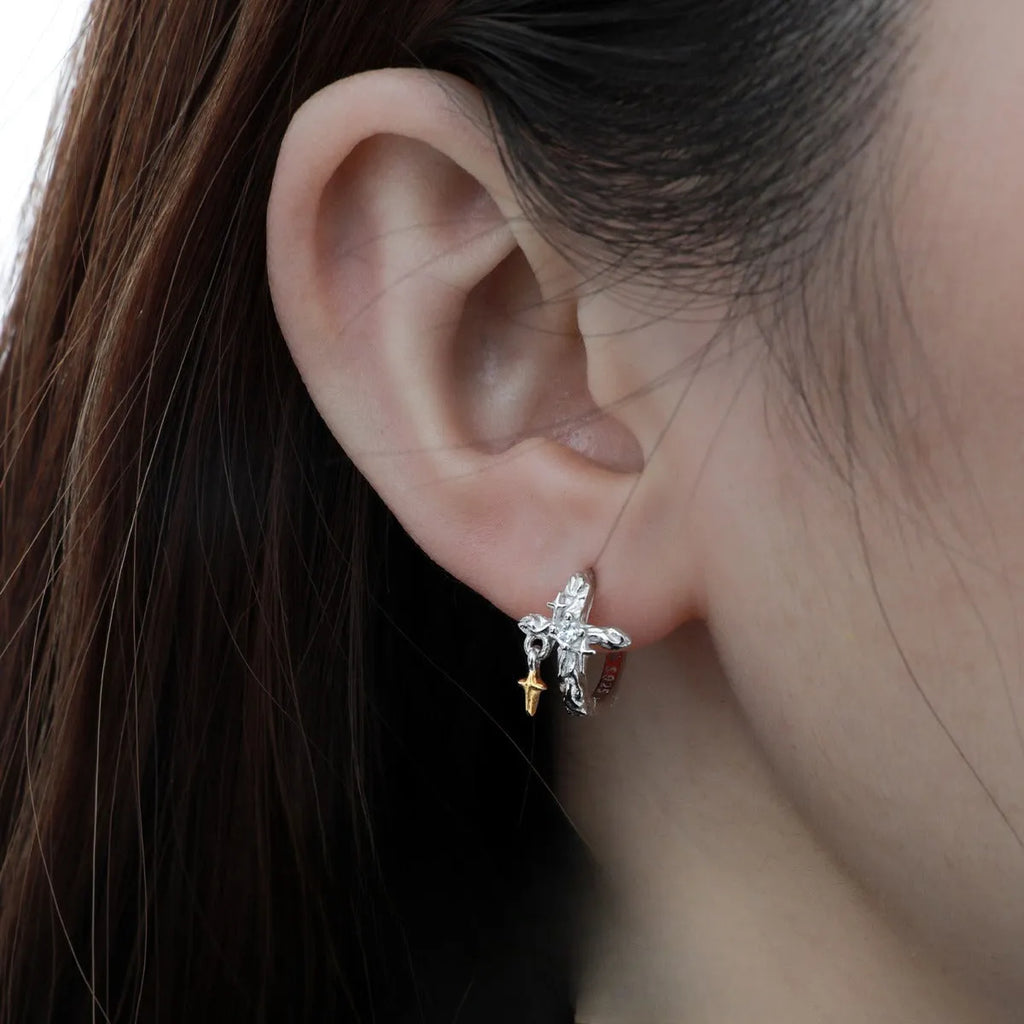 Women's geometric cross earrings in 925 silver with white gold colour finish and round design elements