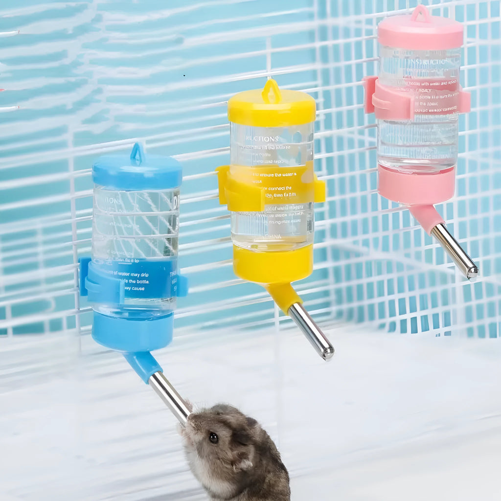 Plastic ball kettle pet water feeder in green, yellow, pink, white, or sky blue colours for small animals