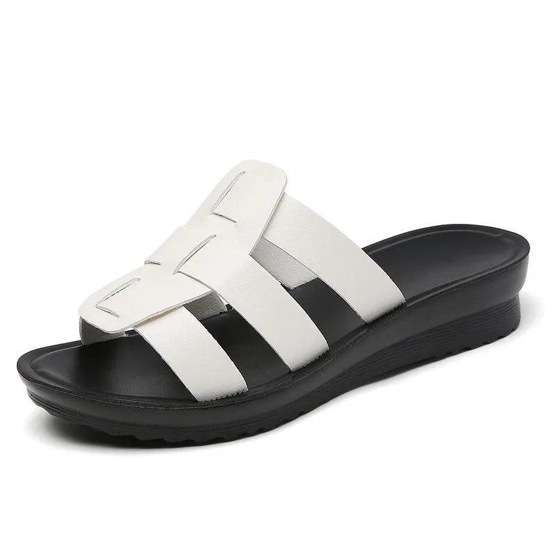 Women's flat bottom slippers in beige with soft sole and breathable viscose upper