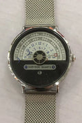 Men's gold and silver sports watch with 40mm round dial, alloy case, and stainless steel bracelet