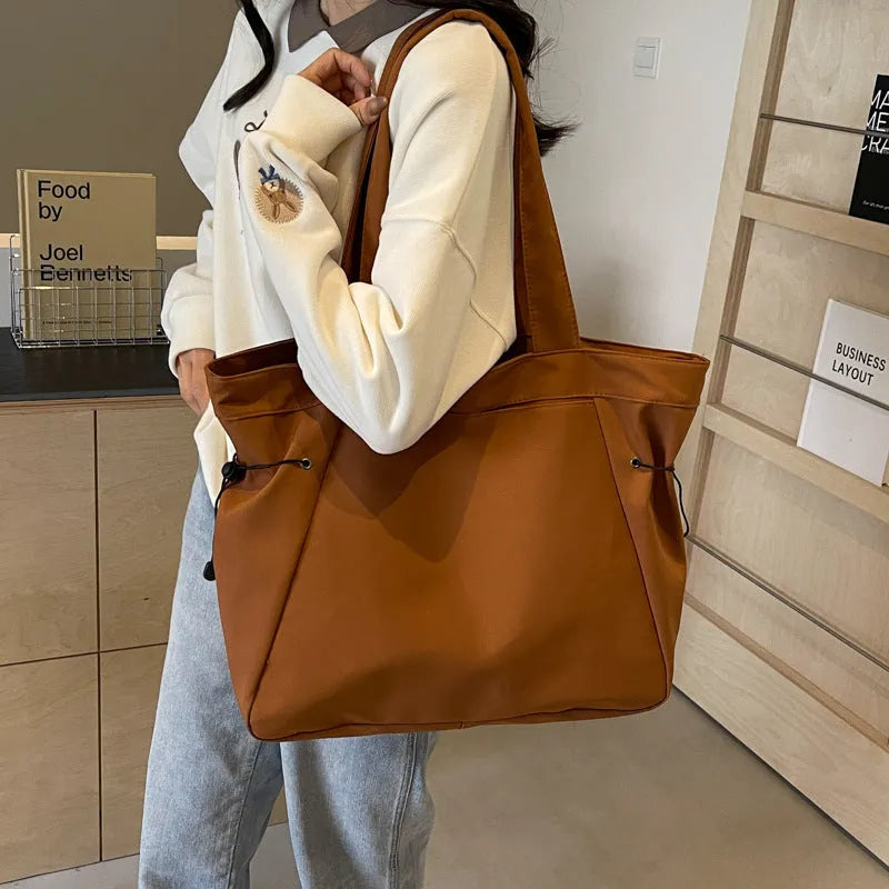 Soft Oxford cloth folding shoulder tote bag in street trend style